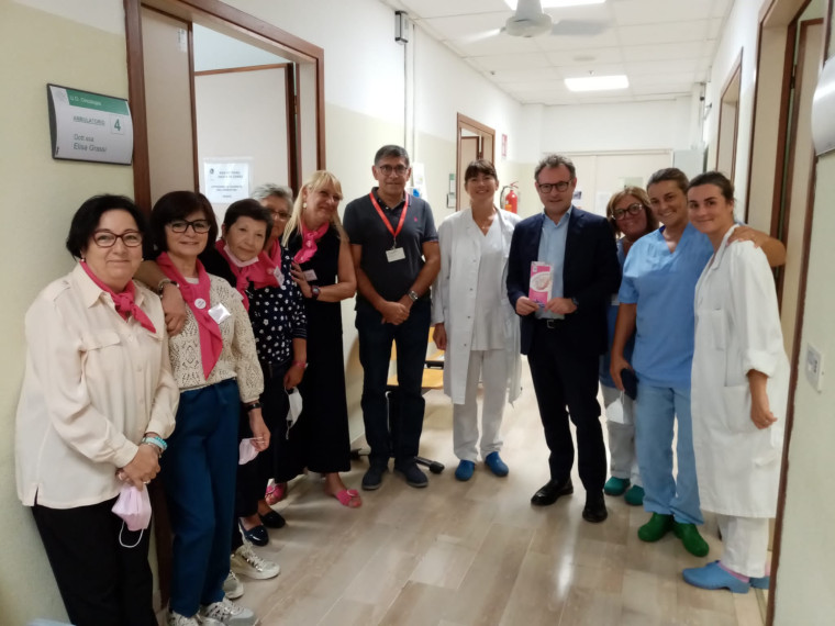 Informazione e sensibilizzazione all&#039;ospedale di Faenza per la Giornata nazionale del Tumore al Seno Metastatico