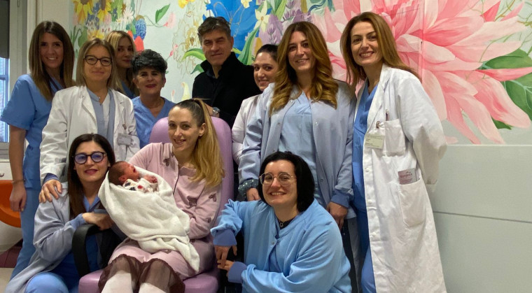Placenta percreta, eccezionale intervento nel reparto Ostetricia e Ginecologia dell’ospedale di Ravenna: la piccola Sofia nasce alla 35esima settimana