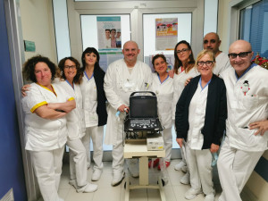 Un ecotomografo portatile donato al Day Hospital oncologico di Cattolica