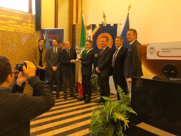 Premio Speciale “Aquila di Ferro 2022” al personale sanitario. Conferito dall’Associazione “50&amp;PiU” di Ravenna.