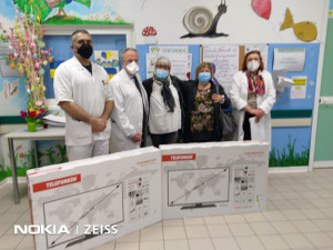 Le Magline di Porto Fuori donano due televisori alla Pediatria del S. Maria delle Croci