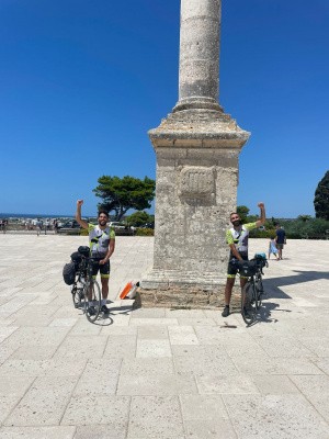 Si è conclusa a Leuca l'avventura ciclistica solidale per l'Orl di Forlì