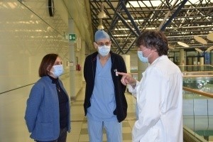 Eseguiti al l'ospedale di Forlì i primi interventi endoscopici sulle vie biliari con nuovo duodenoscopio e coledocoscopio monouso