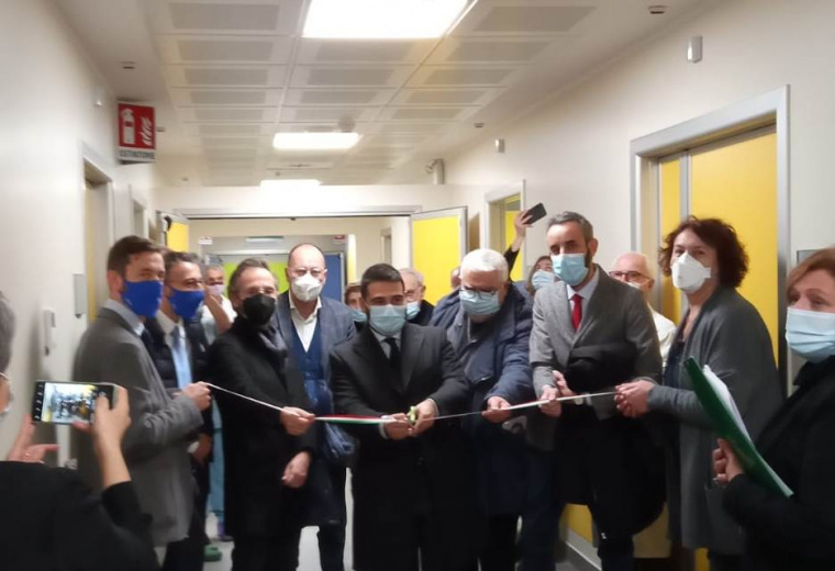 Taglio del nastro all&#039;ospedale di Lugo per i nuovi locali della Gastroenterologia ed Endoscopia