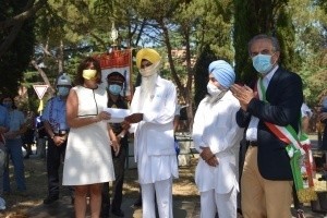 La comunità Sikh ricorda i propri caduti in guerra e fa una donazione all'ospedale di Forlì
