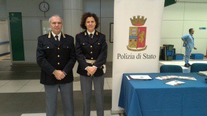 Allestito uno stand della Polizia di Stato in ospedale, a Forlì, per l&#039;iniziativa &quot;...Questo non è amore”