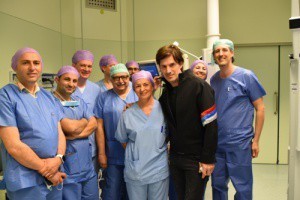 Sabato 20 aprile su"Striscia la Notizia"   Antonio Casanova e il robot chirurgico  dell'ospedale di Forlì protagonisti di un servizio  (il video) 