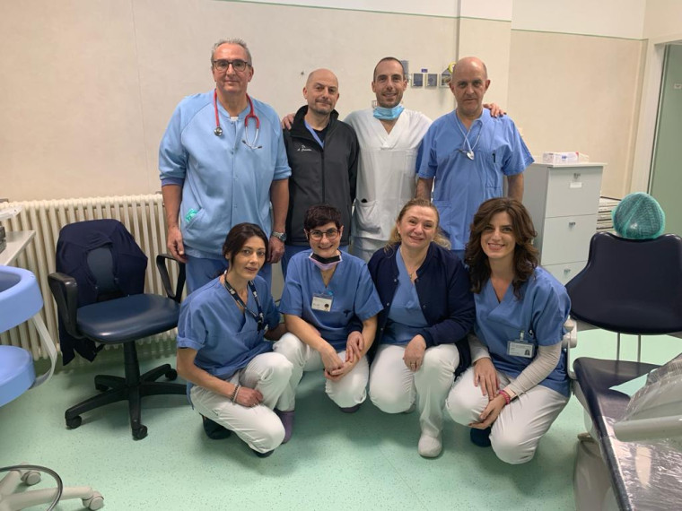 Eseguito all’Ospedale di Forlì un intervento di estrazione dentaria, senza anestesia, con l’ausilio di agopuntura e ipnosi
