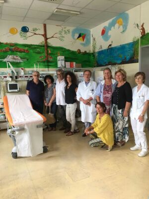 Lettino elettrico in dono alla Pediatria di Ravenna