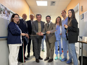 Unitec Spa dona 10 televisori e un monitor alla Chirurgia Generale di Lugo