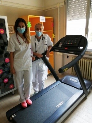 Un tapis roulant medicale in dono alla Pediatria dell'Ospedale di Forlì
