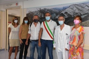 Donata una importante raccolta di foto naturalistiche alla Nefrologia e Dialisi dell'Ospedale di Forlì