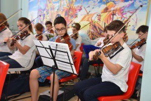 Successo per il primo appuntamento dei piccoli violinisti in Pediatria a Forlì