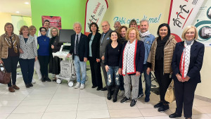 Consegnato un ecografo alla Medicina dell'ospedale di Rimini da una task force di donatori guidata da Ail