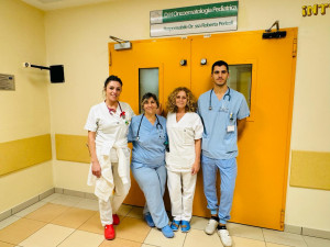 Roberta Pericoli e l'equipe di oncoematologia pediatrica di Rimini