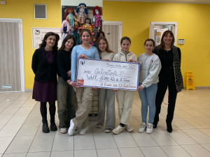 Giornata internazionale della donna: dalle studentesse di una scuola media di Rimini un dono speciale al progetto Well fare