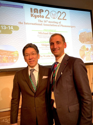 Il dottor Marco Stacchini al Congresso. insieme a Shigeru Hirano MD, professore all&#039;Università di Medicina di Kyoto 