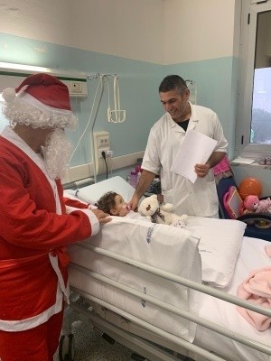 Il Babbo Natale del Crald in Pediatria a Ravenna