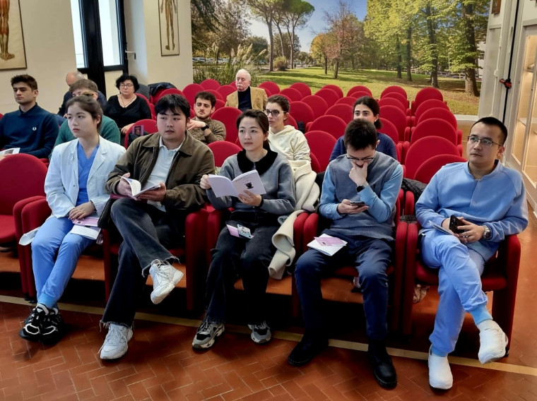 I medici cinesi alla visita guidata presso l&#039;ospedale di Forlì 