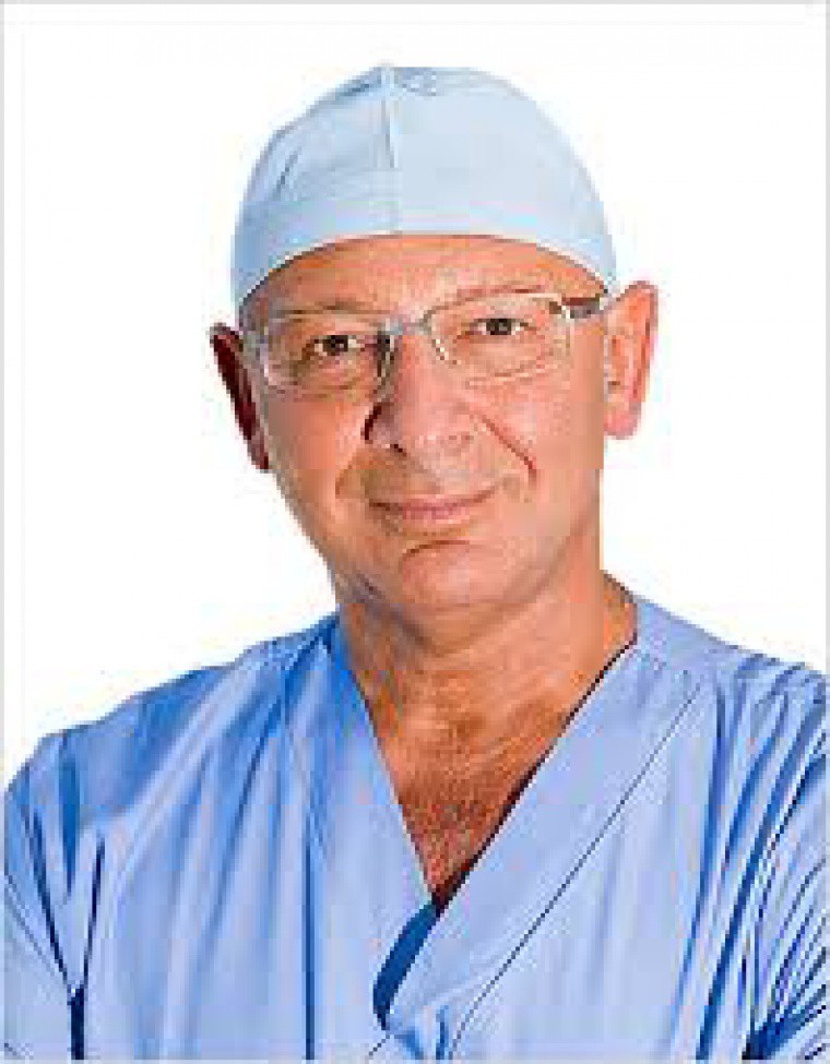 Il dottor Gianluca Garulli, direttore dell&#039;Unità operativa di &quot;Chirurgia generale&quot; dell&#039;Ospedale Infermi di Rimini