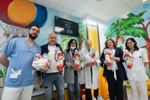 Ceste di uova pasquali donate dal Crald aziendale ai bimbi della Pediatria