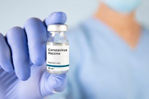 Quinta dose vaccino anti Covid: chi può farla, come prenotare